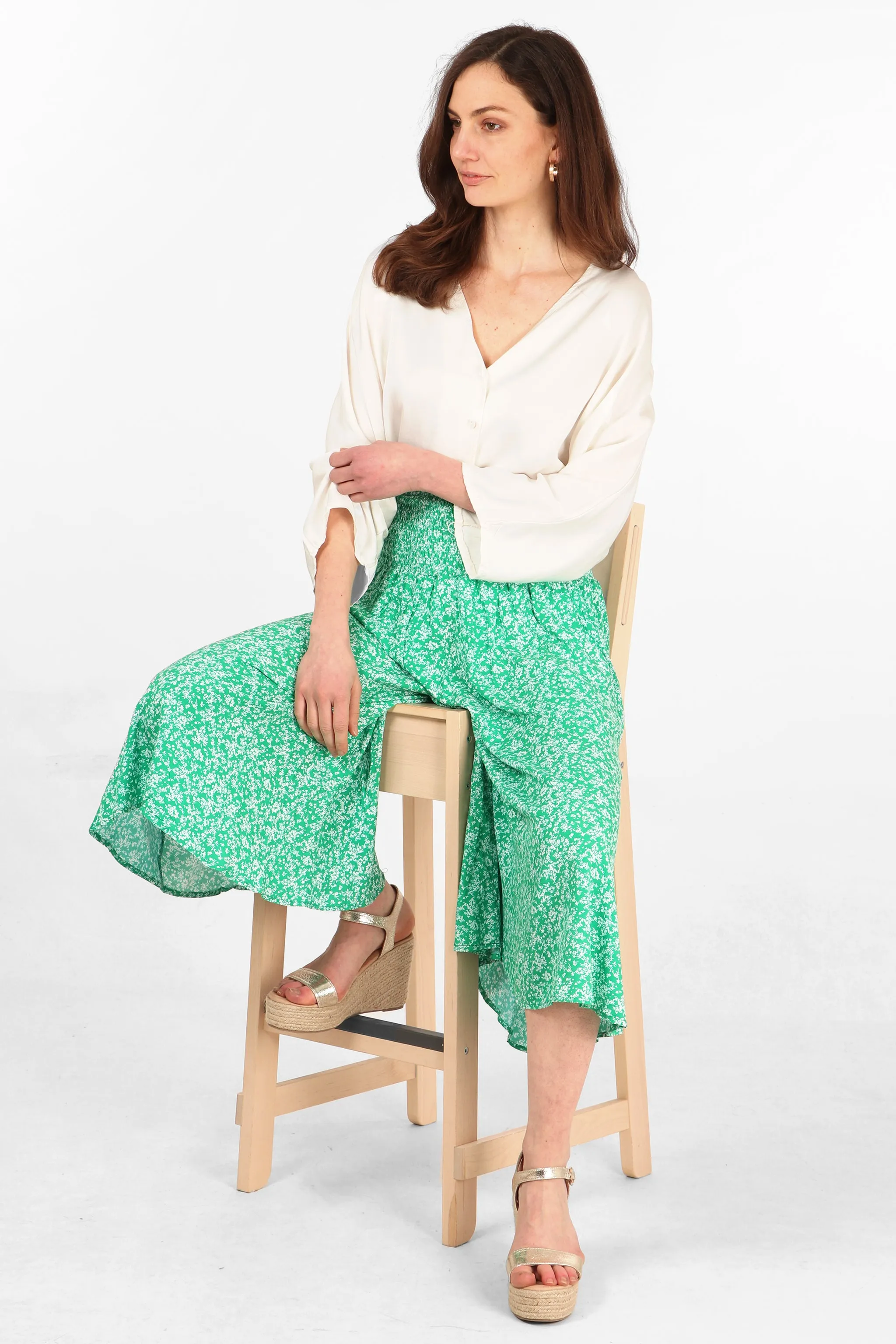 Ditsy Floral Print Wide Leg Culottes in Green