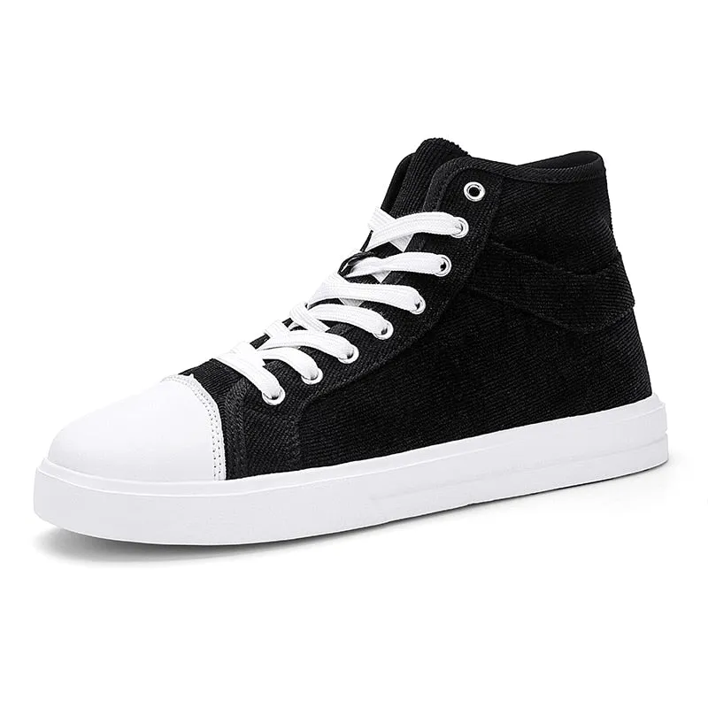 High-Top Skateboarding Shoes