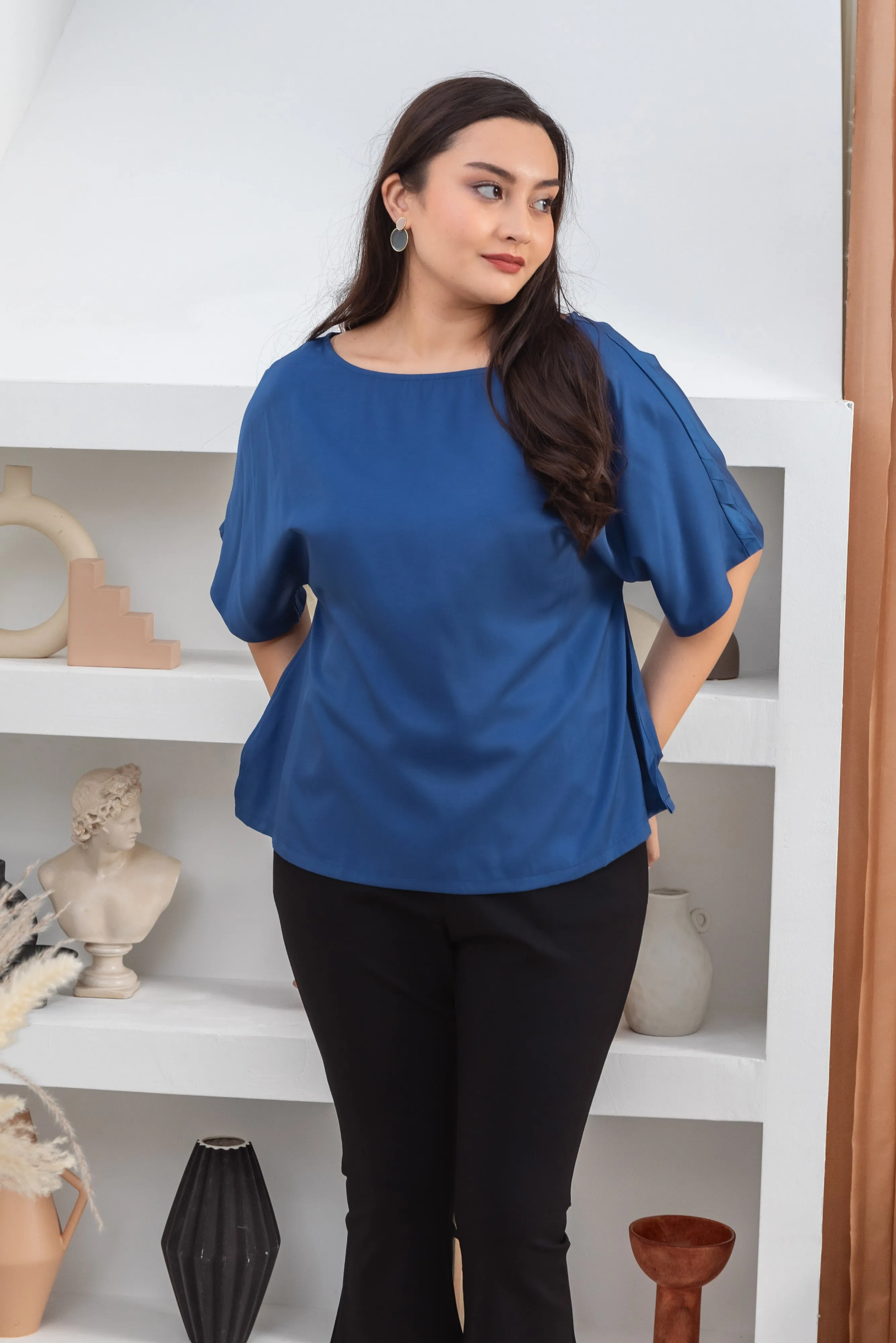 Isla Boat-Neck Flare Sleeve Blouse In Royal Blue