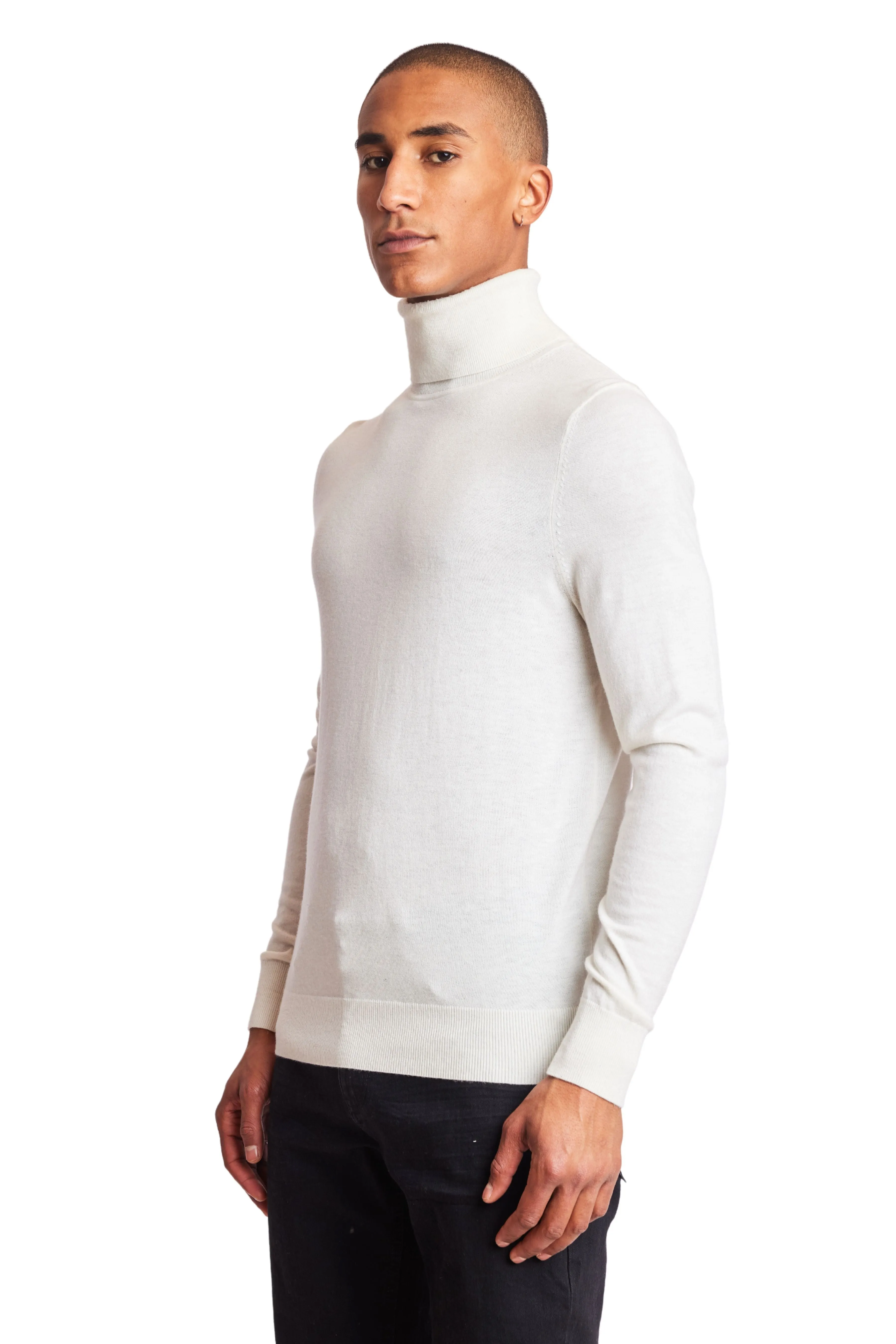 Luxe Fine Gauge Turtleneck - Ivory