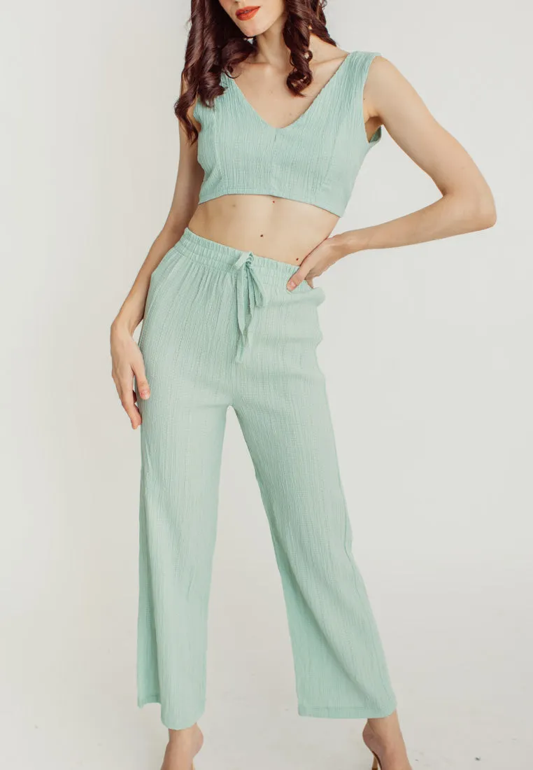 Misty Green V Neck Sleeveless Crop Top Elastic Waist Straight Cut Culottes Set