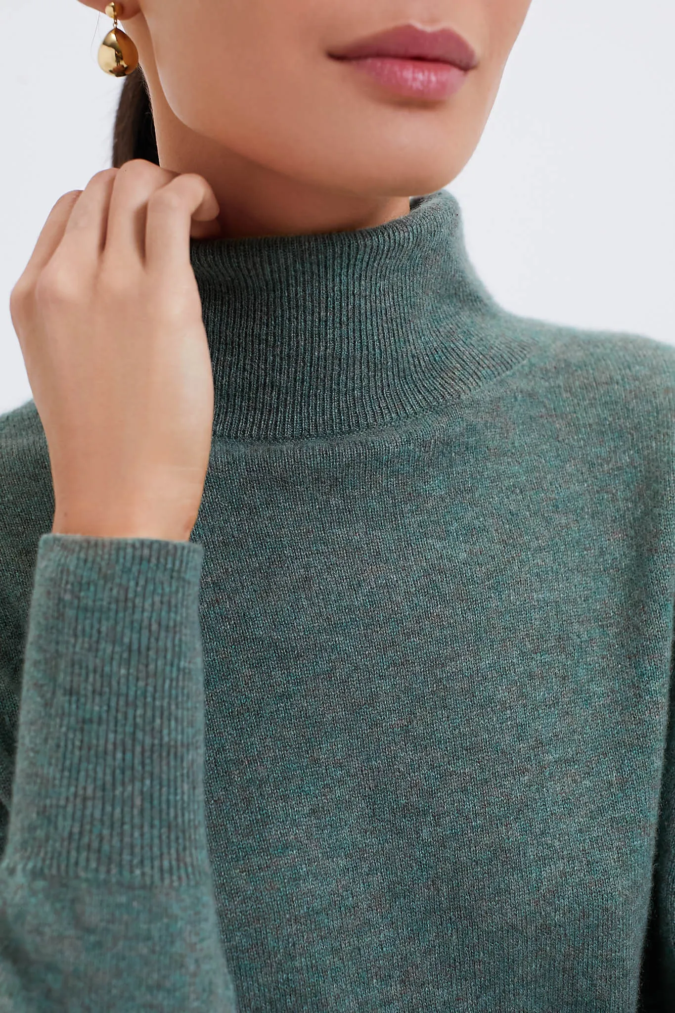 Pine Green Cashmere Turtleneck Sweater