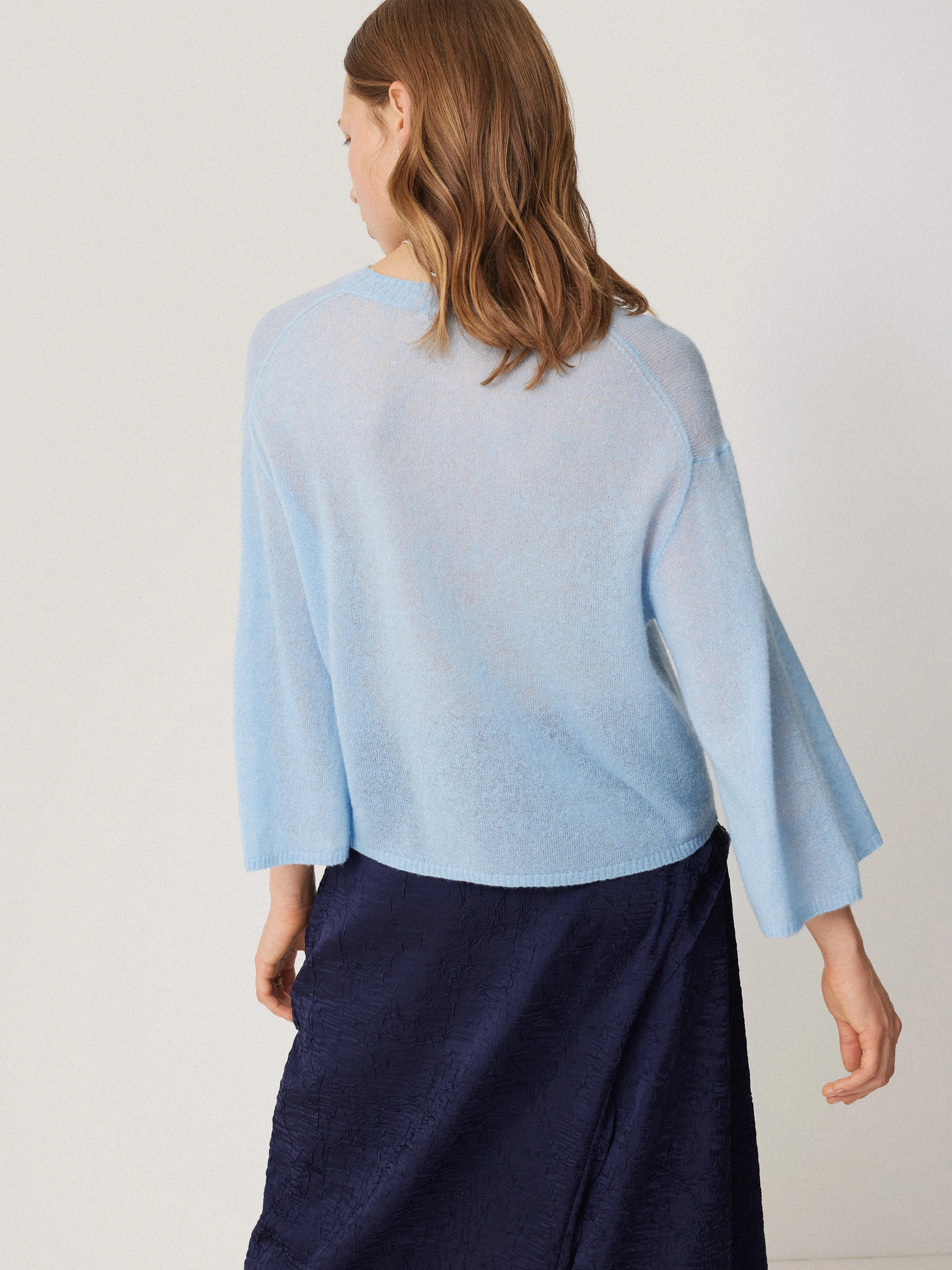 Soft Gauzy Knit T-shirt | Light Blue