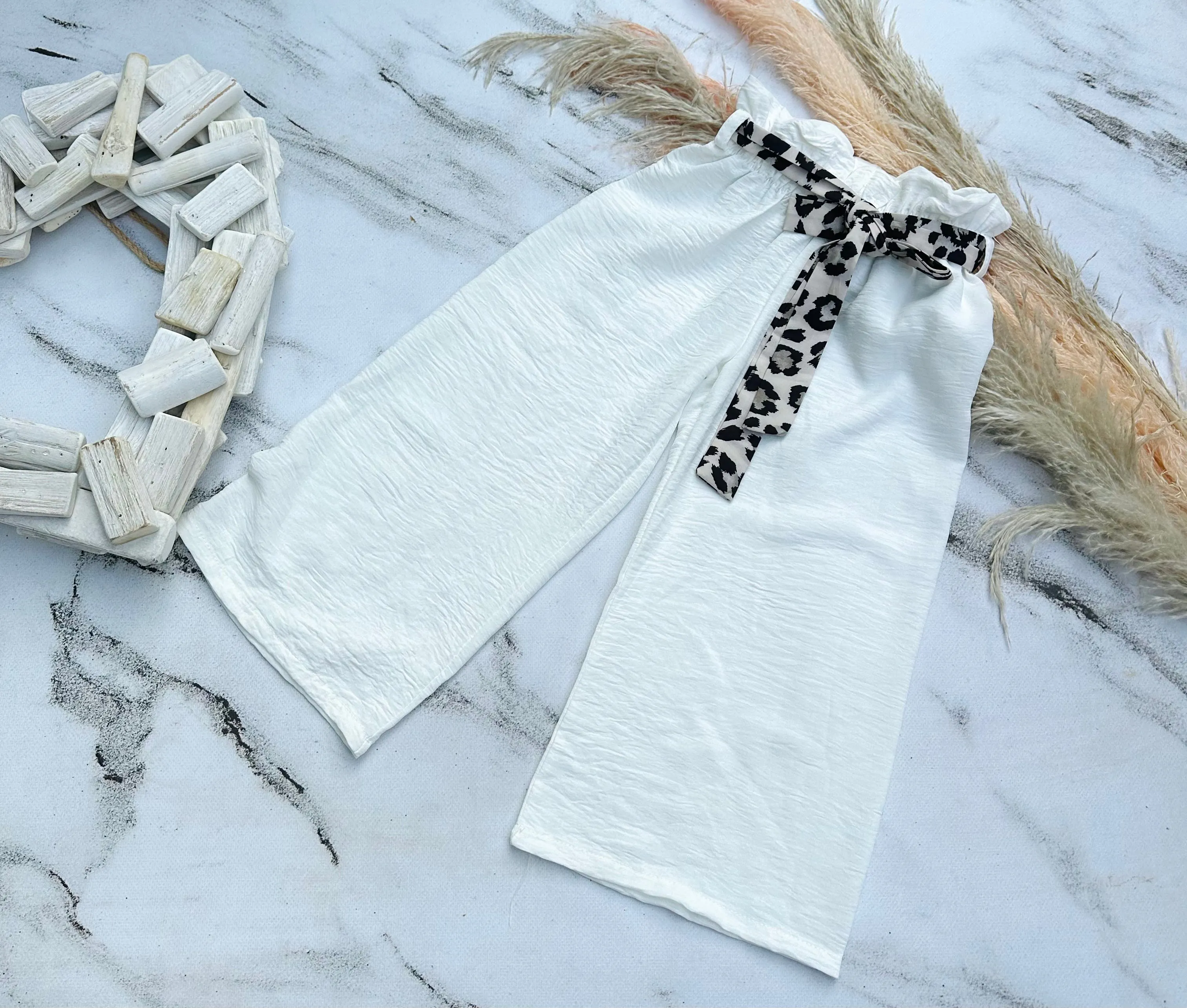 White culottes pants